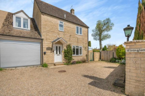 Elvington Cottage - Family-friendly cheerful house at the heart of the Cotswolds